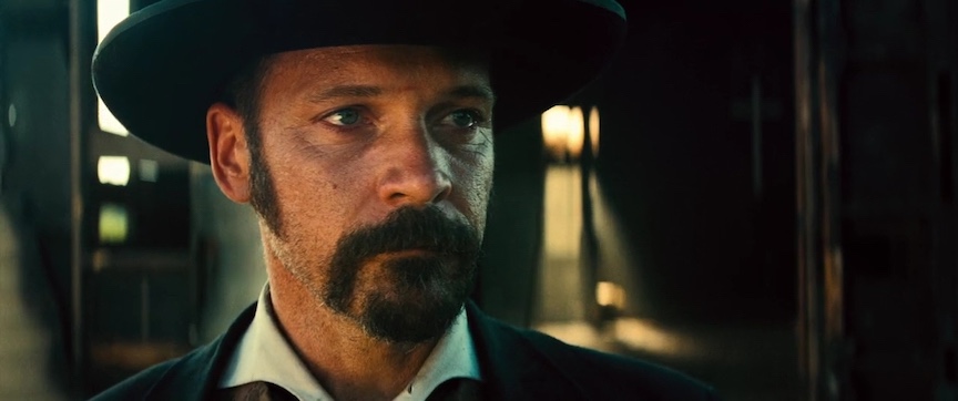 screenshot of peter sarsgaard in the magnificent seven (2016)